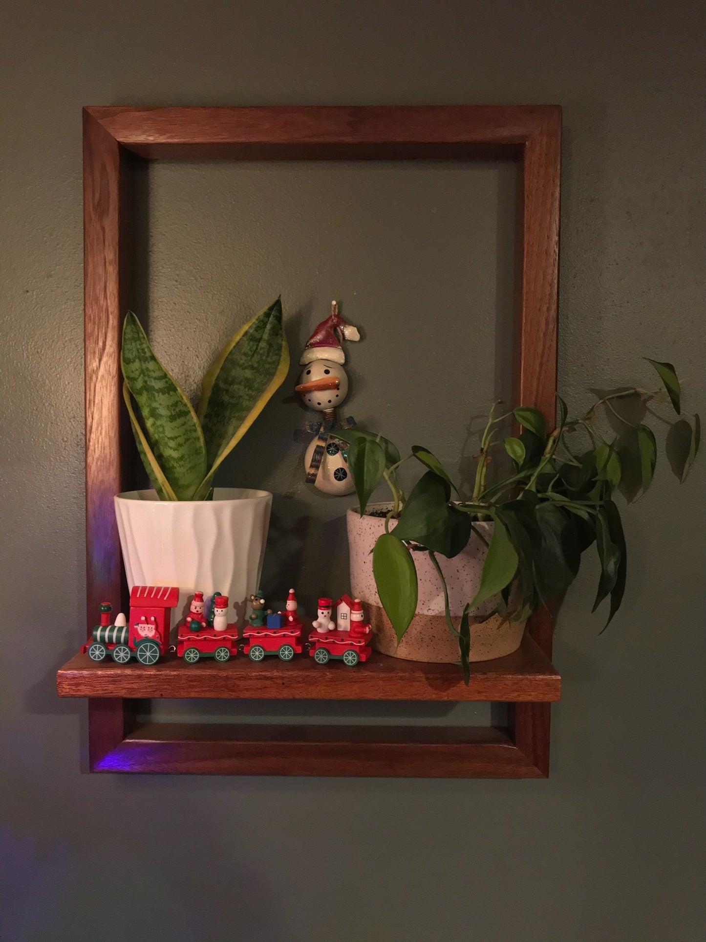 Picture Frame Shelf